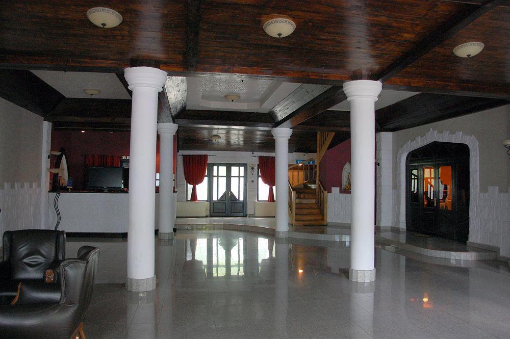 Marion Hotel เตอร์กู-มูเรช ภายนอก รูปภาพ