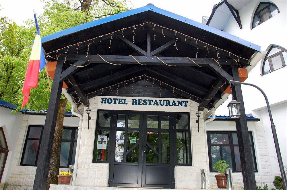 Marion Hotel เตอร์กู-มูเรช ภายนอก รูปภาพ