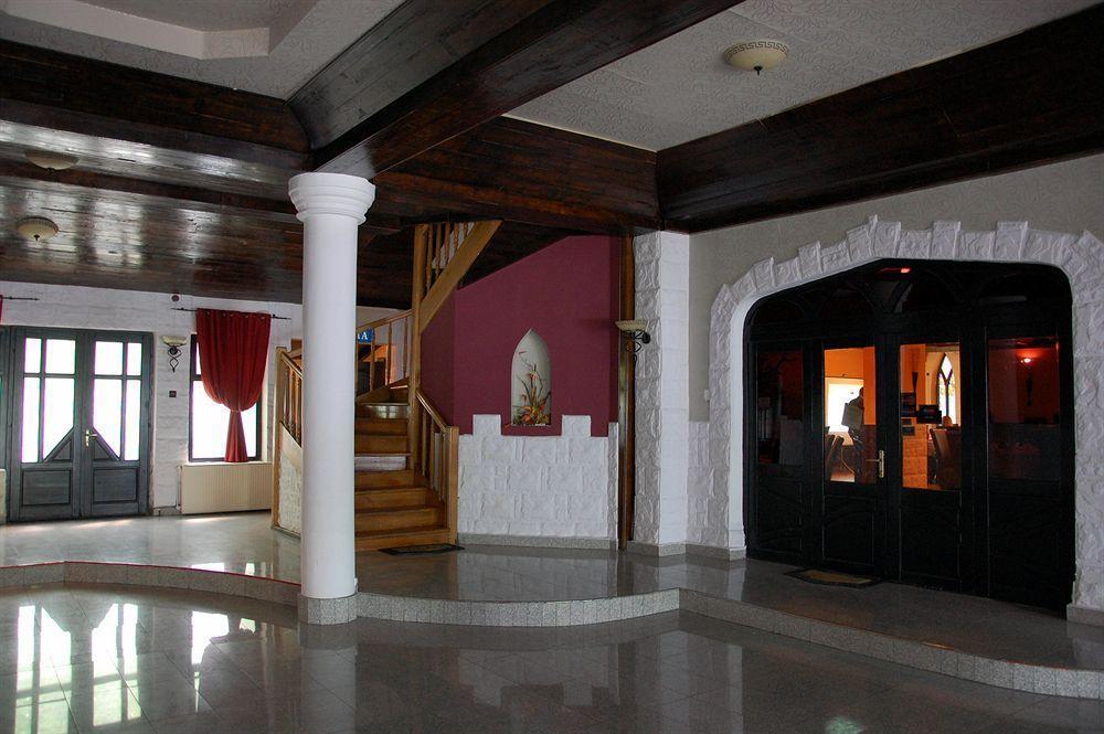 Marion Hotel เตอร์กู-มูเรช ภายนอก รูปภาพ